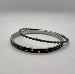 𝅺Sequin & Twirled Bangle Bracelets Bundle of 2